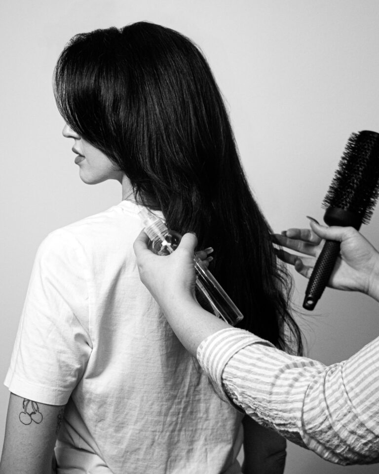 How to Fix Frizzy Hair in Humidity | AXIS Hair Salon